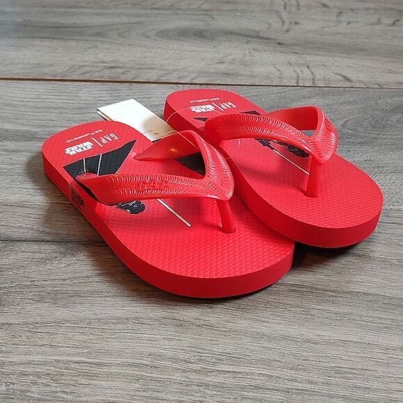 New With Tags Gap Kids / Star Wars™ Red Size 10/11 Flip Flops‎ - Picture 6 of 10